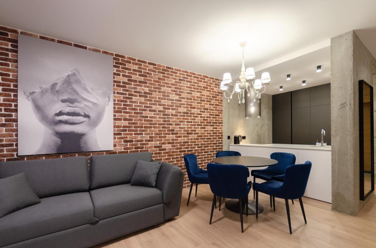 Petrovdom 12-95 Loft Apartments At Rc Kvartet, 16Г Vasyl Lypkivskyi Street Київ Екстер'єр фото