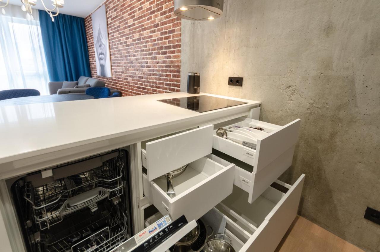 Petrovdom 12-95 Loft Apartments At Rc Kvartet, 16Г Vasyl Lypkivskyi Street Київ Екстер'єр фото