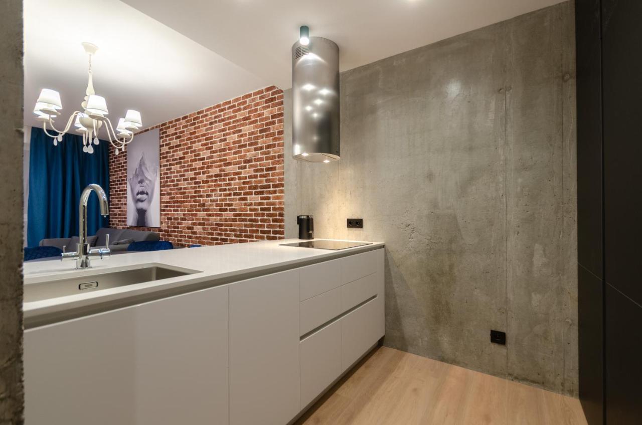 Petrovdom 12-95 Loft Apartments At Rc Kvartet, 16Г Vasyl Lypkivskyi Street Київ Екстер'єр фото